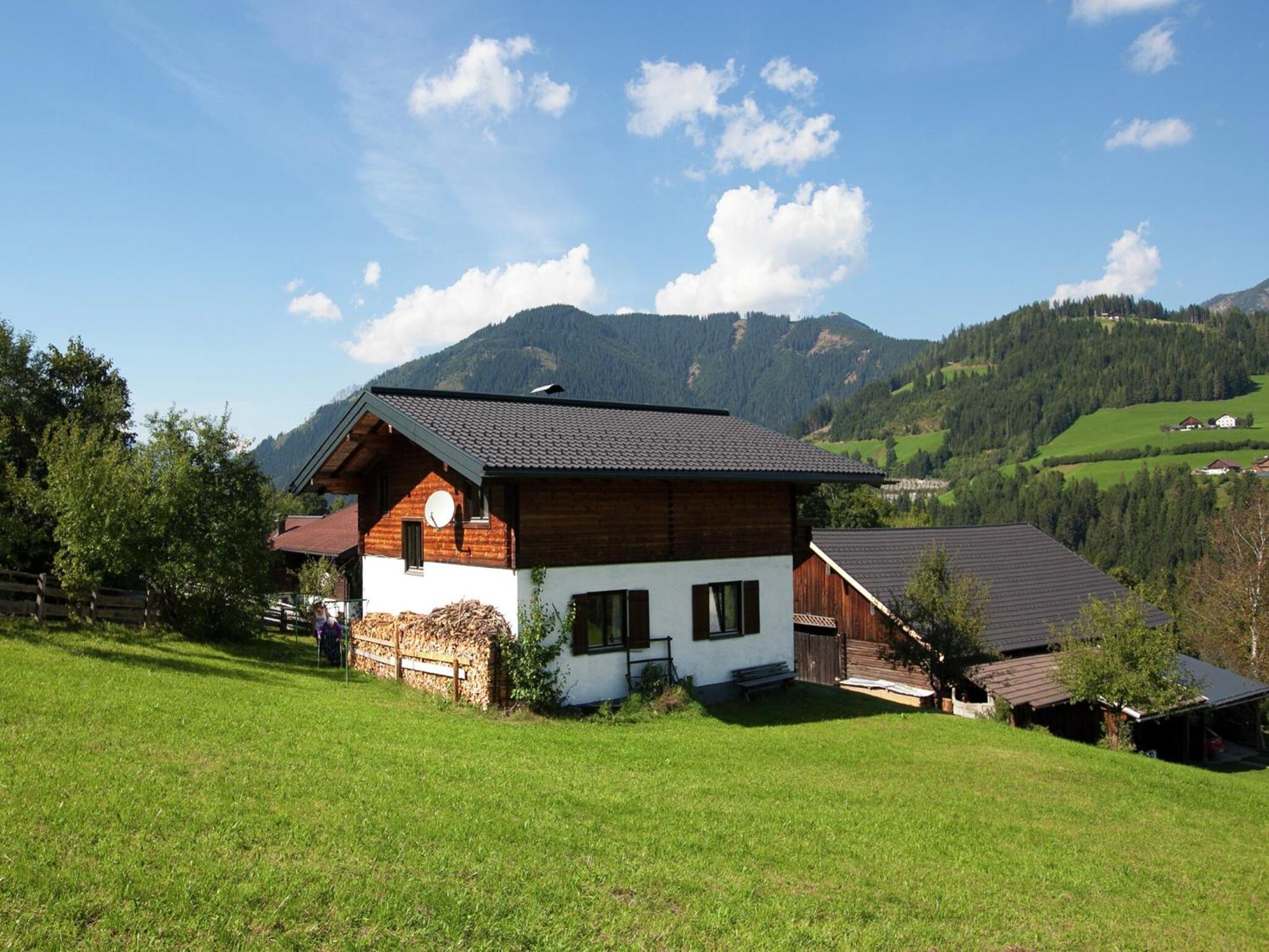 Charming Holiday Home In H Ttau With Barbecue Hüttau Exterior foto