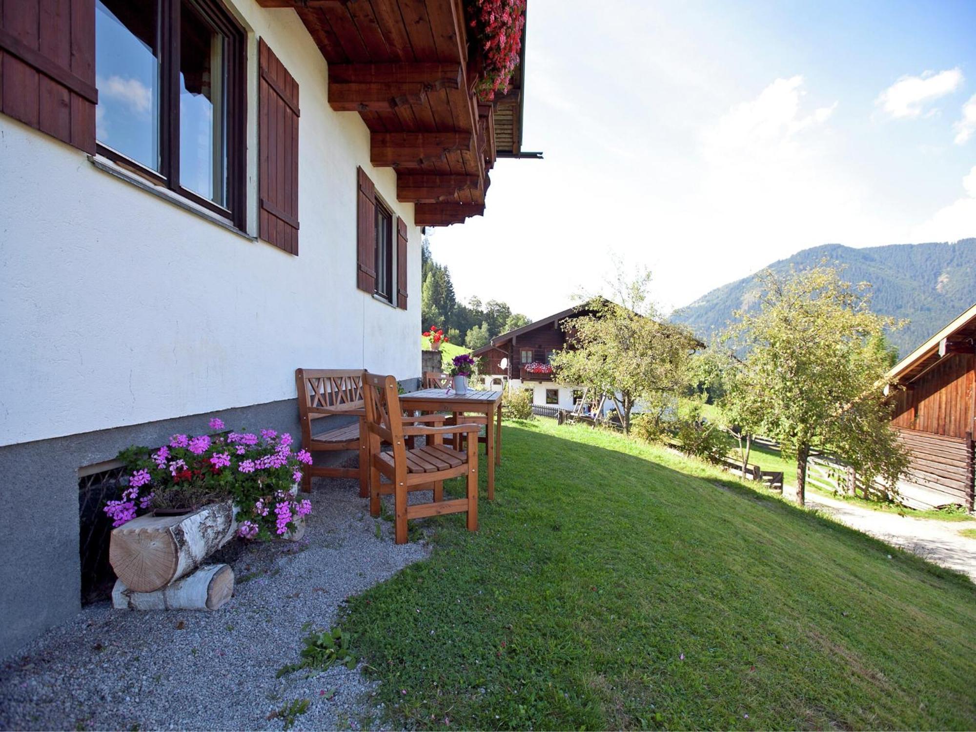 Charming Holiday Home In H Ttau With Barbecue Hüttau Exterior foto